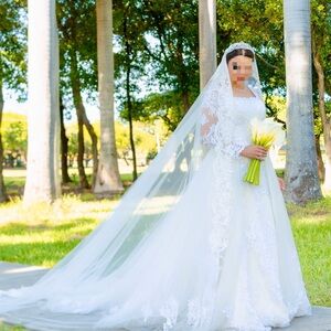 Elegant White Lace Wedding Dress